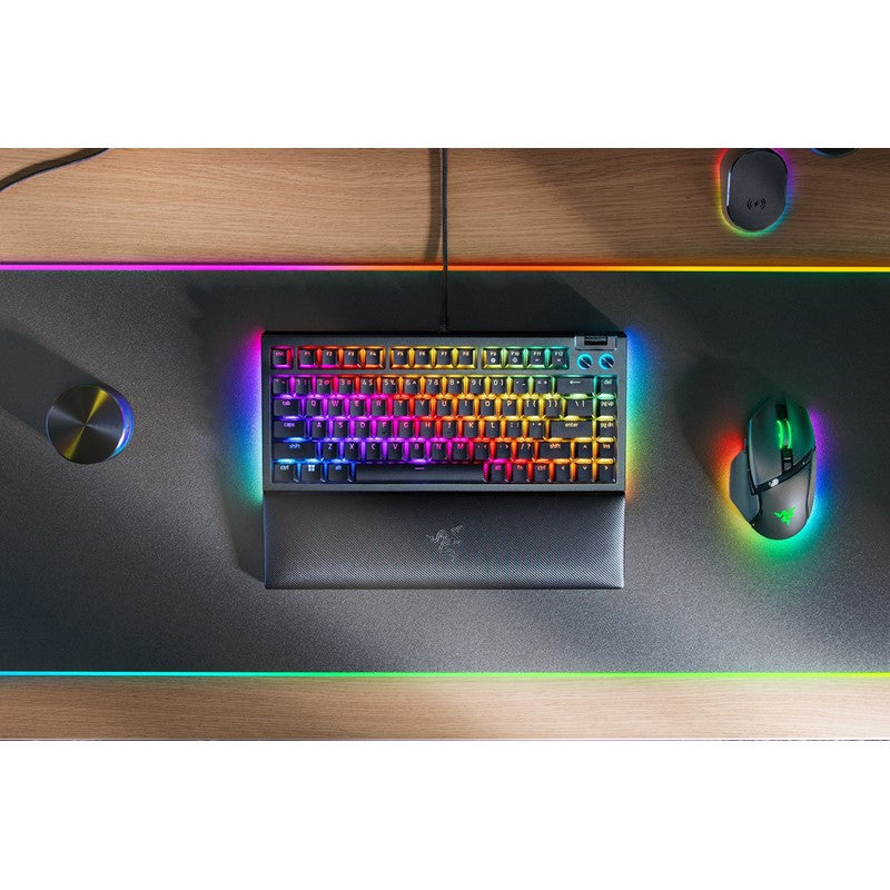 Razer BlackWidow V4 75% Hot-swappable Wired Mechanical Gaming Keyboard (US Layout) - Black